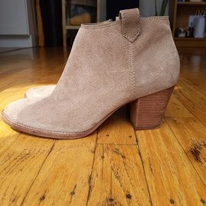 Madewell Billie Booties Suede